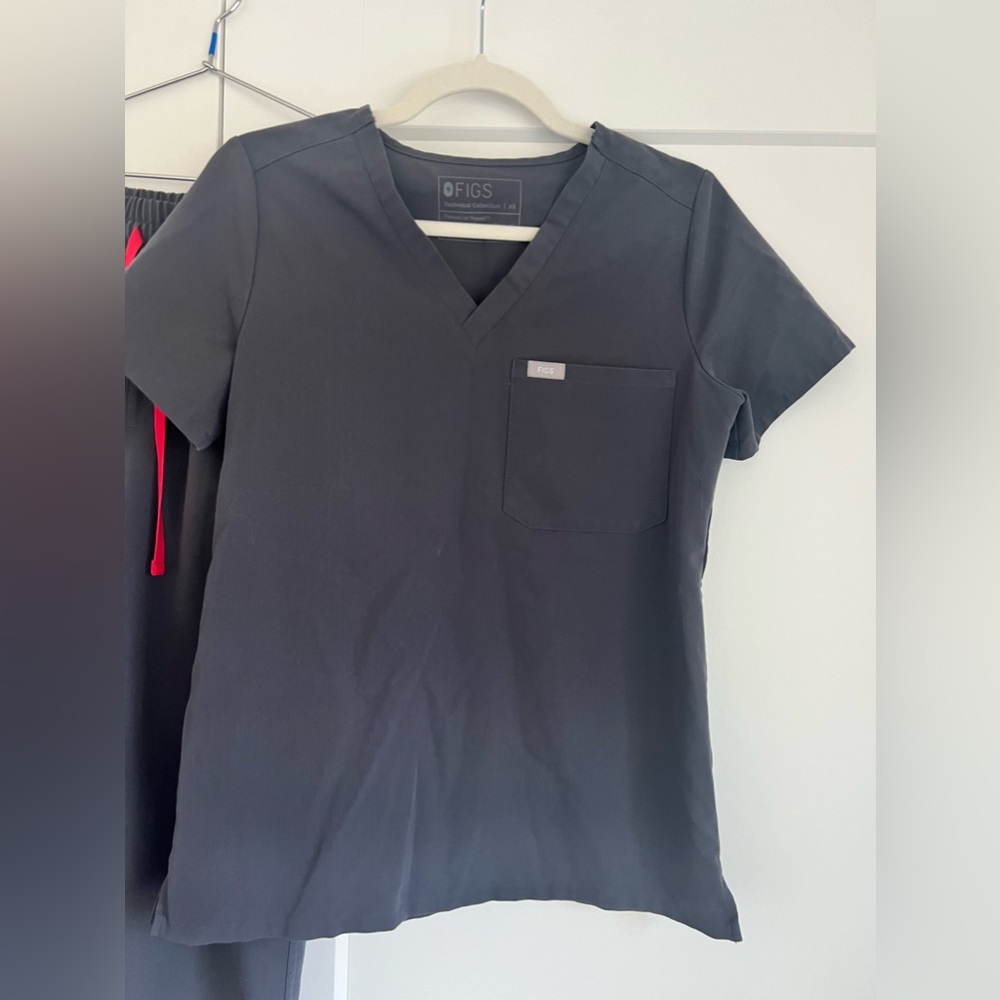 Figs Gray Set - Picture 6 of 7